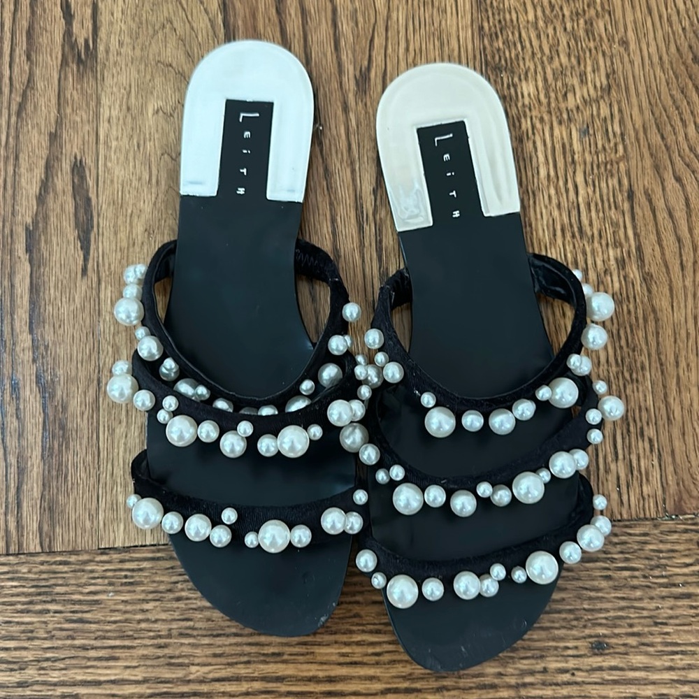 Keith Sandals size 7